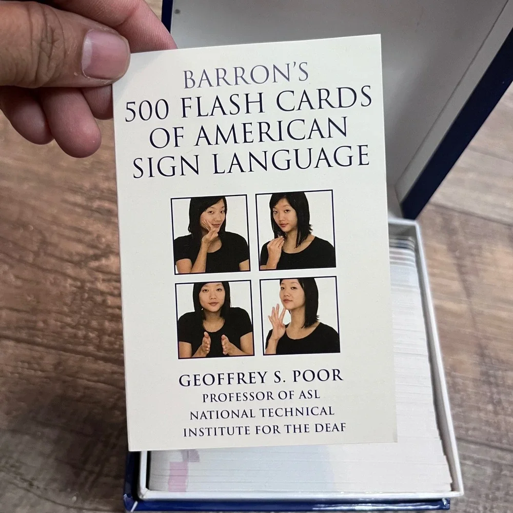 Barron's 500 Flash Cards of American Sign Language ASL‎ Geoffrey S Poor 2009